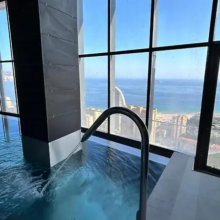 아파트 Belluba Luxury Bay 베니돔