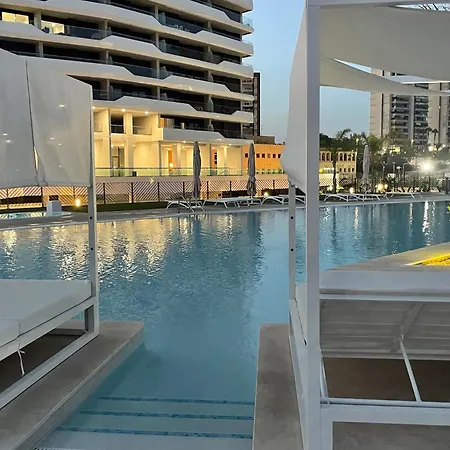 Belluba Luxury Bay Apartament *