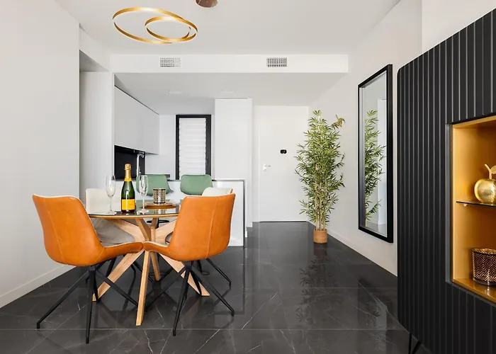 Belluba Luxury Bay Apartament *